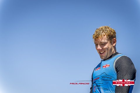 Rider at the 2025 Midlands Nautique UK Wake Nationals Wakesurf - Photos Mantis Pro Media