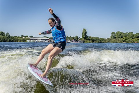 Rider at the 2025 Midlands Nautique UK Wake Nationals Wakesurf - Photos Mantis Pro Media