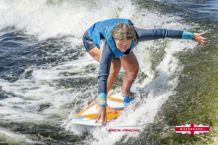 Rider at the 2025 Midlands Nautique UK Wake Nationals Wakesurf - Photos Mantis Pro Media