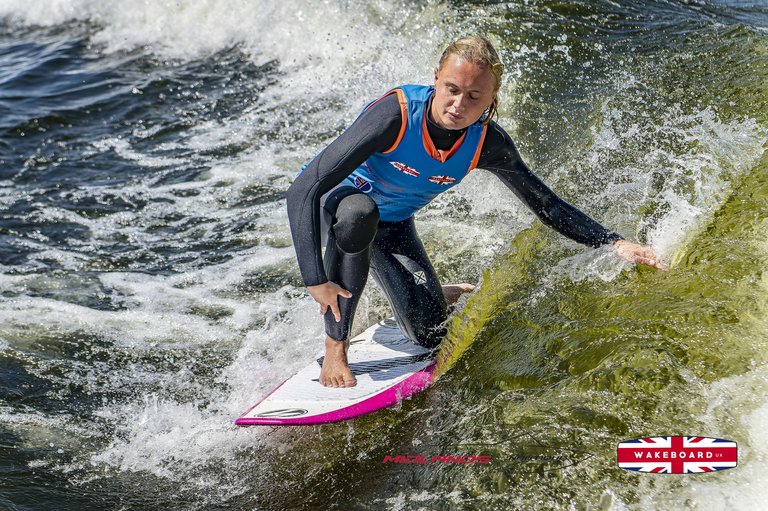 Rider at the 2025 Midlands Nautique UK Wake Nationals Wakesurf - Photos Mantis Pro Media