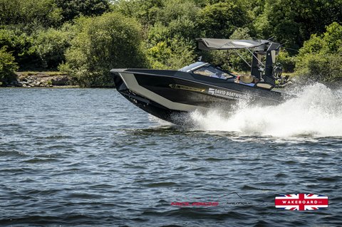 Rider at the 2025 Midlands Nautique UK Wake Nationals Wakesurf - Photos Mantis Pro Media