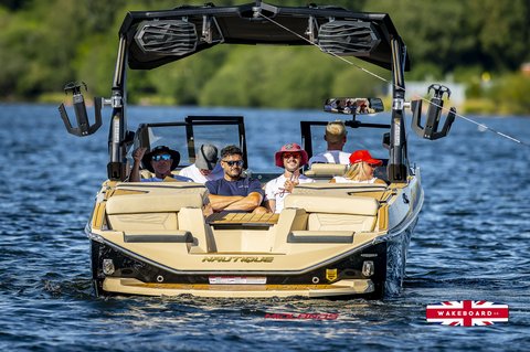 Rider at the 2025 Midlands Nautique UK Wake Nationals Wakesurf - Photos Mantis Pro Media