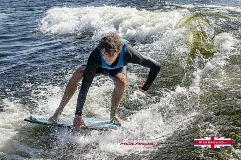 Rider at the 2025 Midlands Nautique UK Wake Nationals Wakesurf - Photos Mantis Pro Media