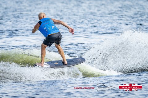 Rider at the 2025 Midlands Nautique UK Wake Nationals Wakesurf - Photos Mantis Pro Media