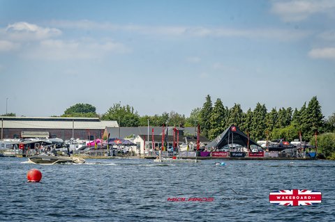 Rider at the 2025 Midlands Nautique UK Wake Nationals Wakesurf - Photos Mantis Pro Media