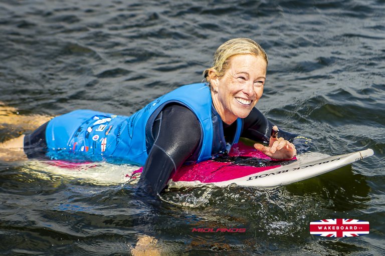 Rider at the 2025 Midlands Nautique UK Wake Nationals Wakesurf - Photos Mantis Pro Media