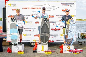 Rider at the 2025 Midlands Nautique UK Wake Nationals Wakesurf - Photos Mantis Pro Media