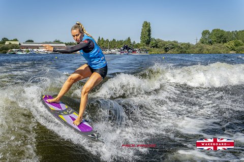 Rider at the 2025 Midlands Nautique UK Wake Nationals Wakesurf - Photos Mantis Pro Media
