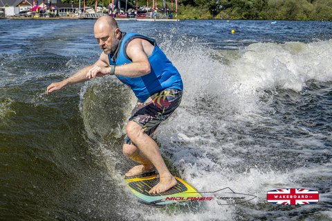Rider at the 2025 Midlands Nautique UK Wake Nationals Wakesurf - Photos Mantis Pro Media