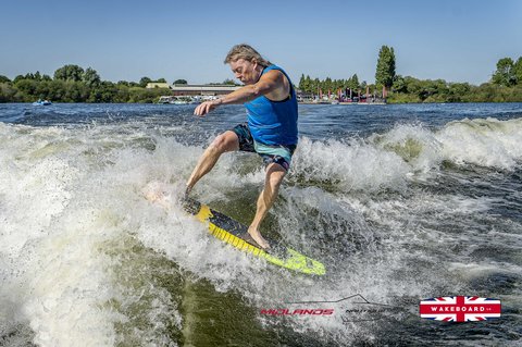 Rider at the 2025 Midlands Nautique UK Wake Nationals Wakesurf - Photos Mantis Pro Media