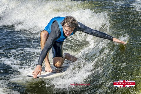 Rider at the 2025 Midlands Nautique UK Wake Nationals Wakesurf - Photos Mantis Pro Media