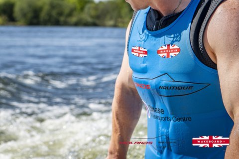 Rider at the 2025 Midlands Nautique UK Wake Nationals Wakesurf - Photos Mantis Pro Media