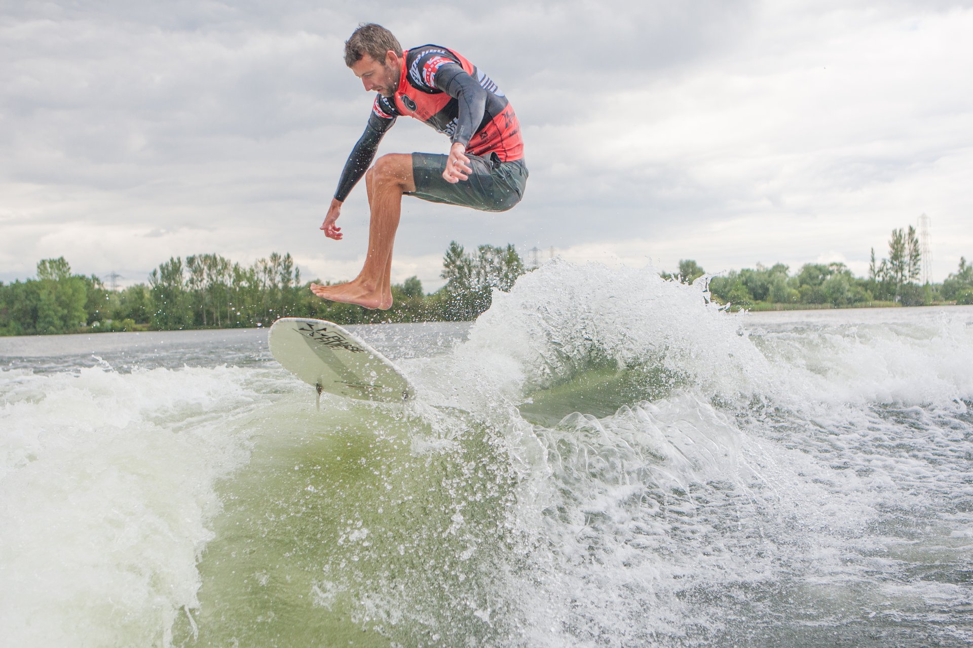 Ant Edwards at the 2023 Malibu Boats UK Wakesurf Nationals