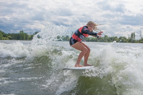 Ava Sherfield at the 2023 Malibu Boats UK Wakesurf Nationals - Photo Mark Osmond Mich Rowley