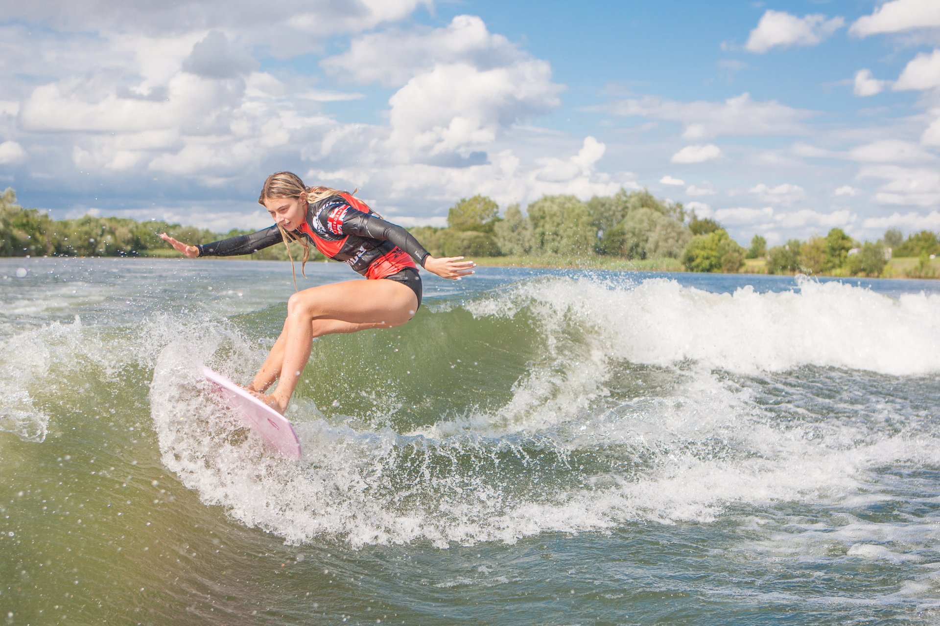 Emilia Whitehouse at the 2023 Malibu Boats UK Wakesurf Nationals
