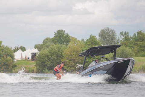 Isabella Williams at the 2023 Malibu Boats UK Wakesurf Nationals - Photo Mark Osmond Mich Rowley