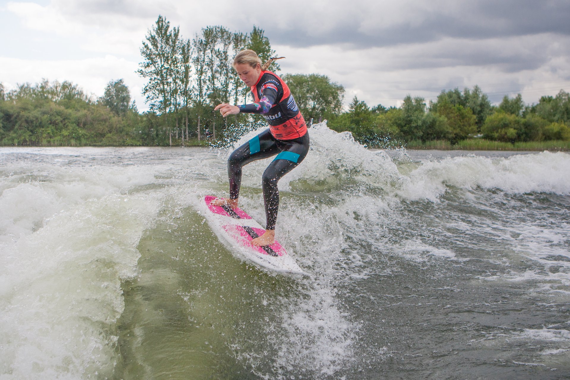 Jen Edwards at the 2023 Malibu Boats UK Wakesurf Nationals