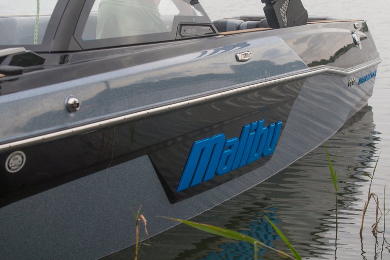 Malibu 23 LSV at the 2023 Malibu Boats UK Wakesurf Nationals - Photo Mark Osmond Mich Rowley
