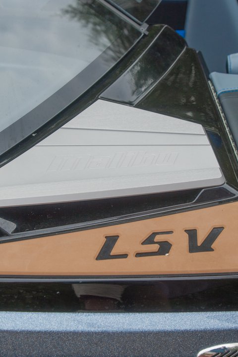 Malibu 23 LSV at the 2023 Malibu Boats UK Wakesurf Nationals - Photo Mark Osmond Mich Rowley