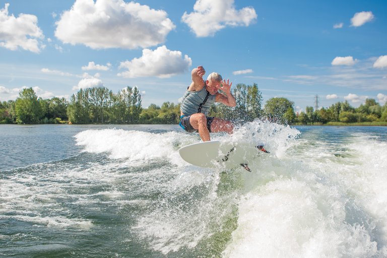 Rob Donaldson at the 2023 Malibu Boats UK Wakesurf Nationals