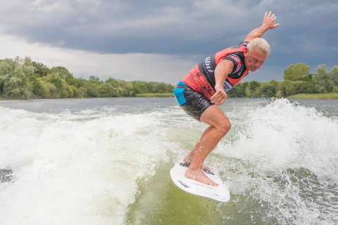 Rob Donaldson at the 2023 Malibu Boats UK Wakesurf Nationals - Photo Mark Osmond Mich Rowley