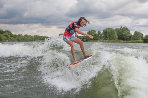 Ryan Thayne at the 2023 Malibu Boats UK Wakesurf Nationals - Photo Mark Osmond Mich Rowley