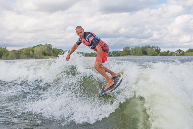 Wes Williams at the 2023 Malibu Boats UK Wakesurf Nationals - Photo Mark Osmond Mich Rowley